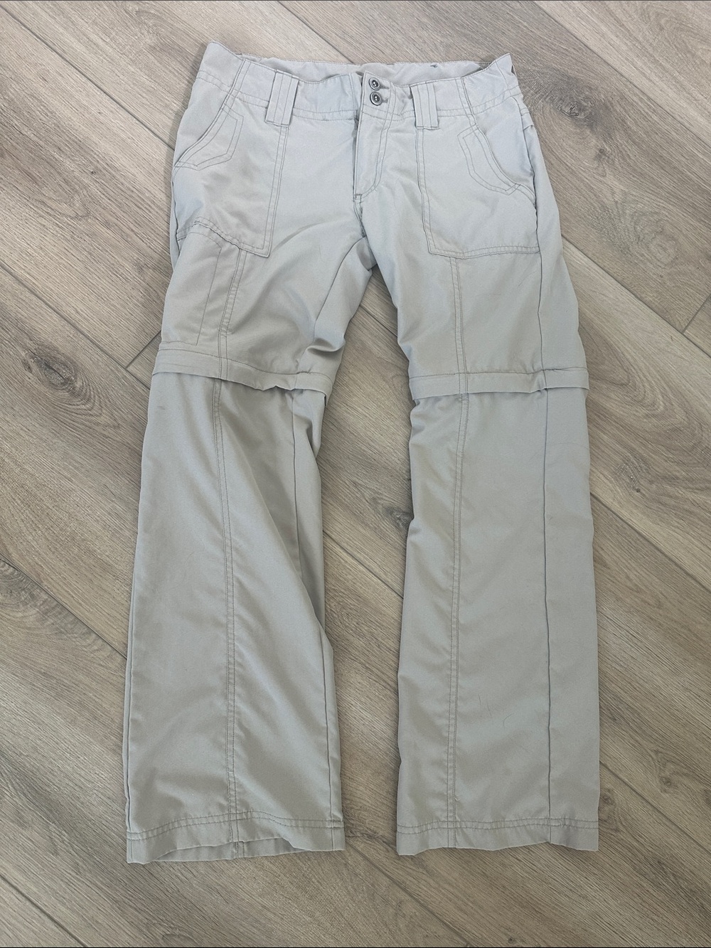 Women’s Convertible khaki Outdoor Pants. Rugged Exposure size XS